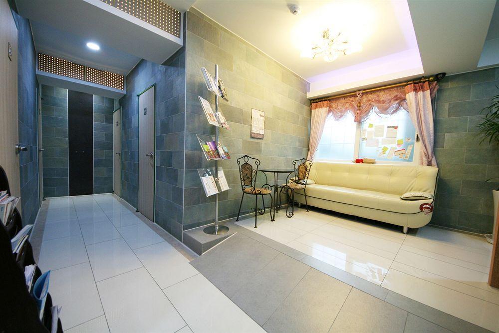 Guesthouse Myeongdong 2 Сеул Екстериор снимка
