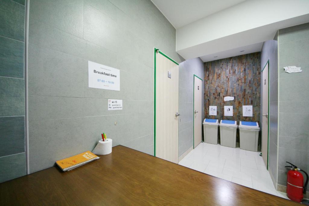 Guesthouse Myeongdong 2 Сеул Екстериор снимка